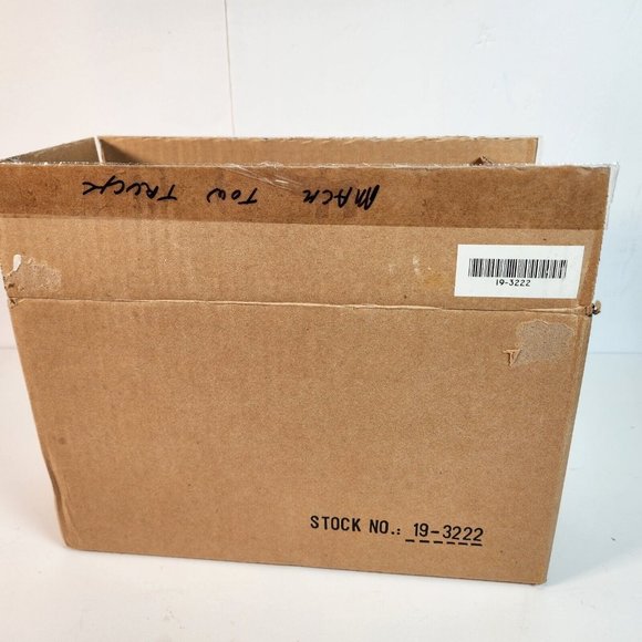 First Gear US Postal Mack L-Model Wrecker Tow Truck & Box 19-3222 1:34 USPS - Picture 10 of 14